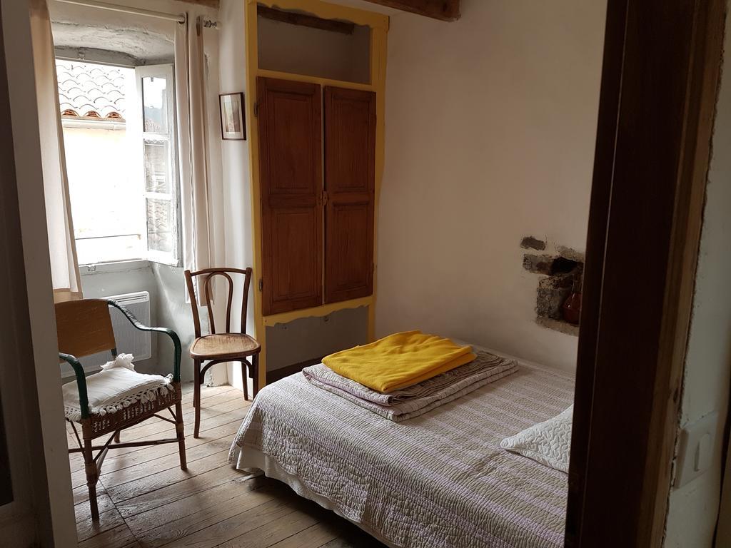 La maison d'Angèle Sainte-Eulalie-de-Cernon Esterno foto